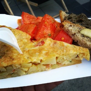 1470278_584436351610304_1667403455_n