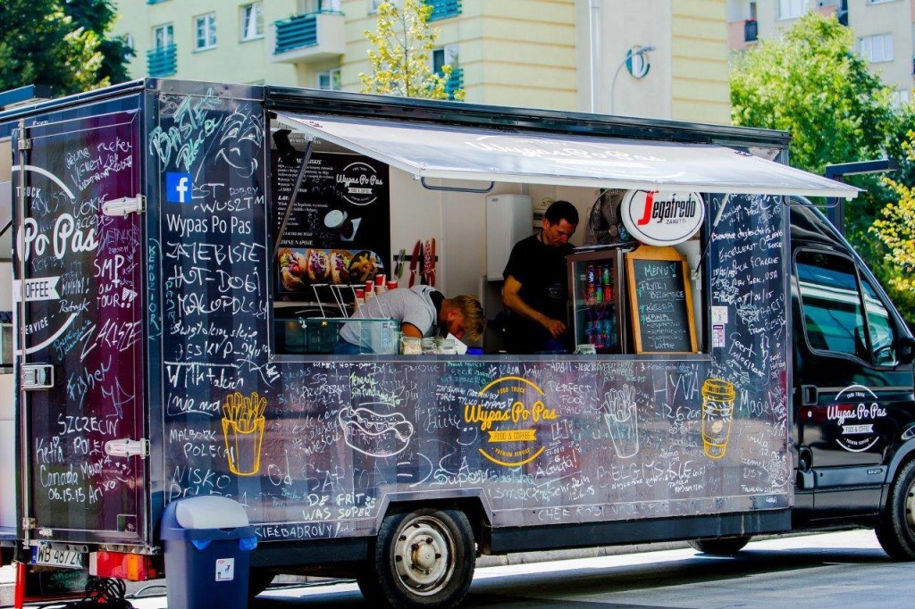 12620476_1793555897538401_432171862_o